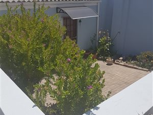1 Bed Apartment in Mossel Bay Central