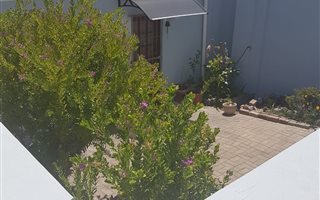 1 Bedroom Apartment in Mossel Bay Central