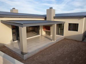 3 Bed House in Sunset Estate