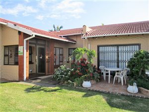 3 Bed Apartment in Port Edward