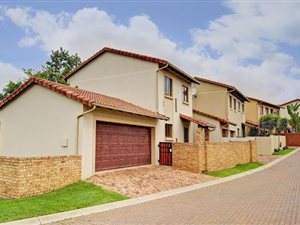 2 Bed Cluster in Ruimsig