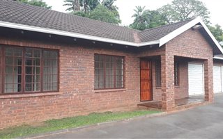 3 Bedroom Duplex in Montrose