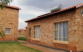 3 Bedroom Apartment in Dawnpark
