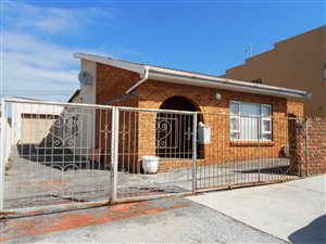 3 Bedroom House in Malabar