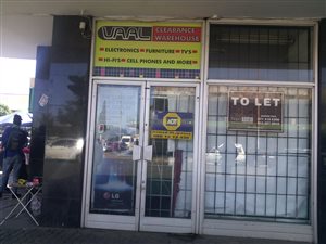 702 m² Retail Space in Powerville