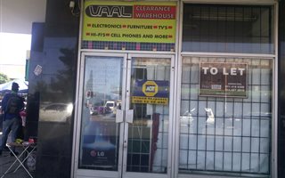 702 m² Retail Space in Powerville