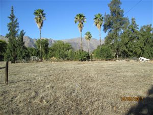 1049 m² Land available in Porterville
