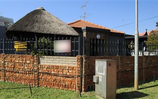 2 Bedroom House in Eloffsdal