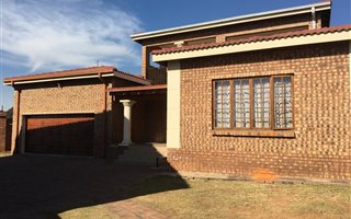 4 Bedroom House in Roberts Estate