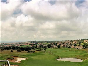 1 Bed Apartment in Jackal Creek Golf Estate