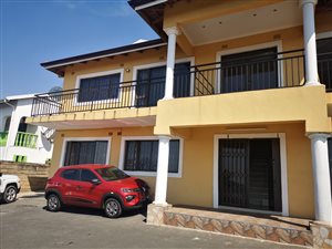 10 Bed House in Lotusville