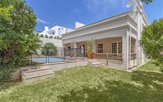 4 Bedroom House in Paradyskloof