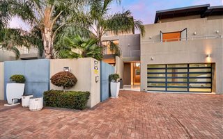 3 Bedroom House in Houghton Estate