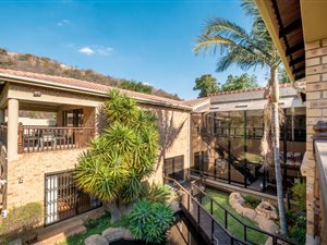 5 Bed House in Boskruin