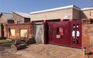 2 Bedroom House in Kagiso