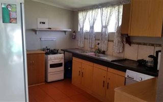 2 Bedroom Garden Cottage in Cresslawn