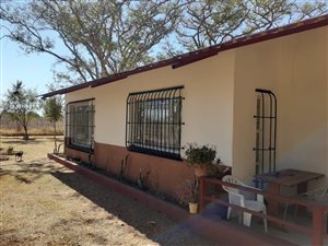 8.5 ha Farm in Bultfontein AH