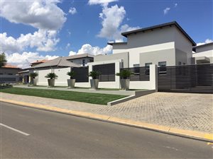 3 Bed House in Helderwyk