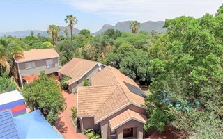 3 Bedroom House in Ifafi