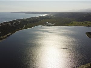 2 m² Land available in Wilderness