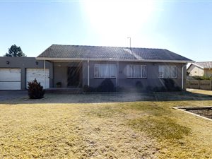 3 Bed House in Van Dyk Park