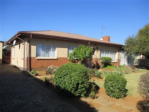 3 Bed House in Krugersdorp West