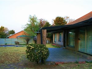3 Bed House in Bloubosrand