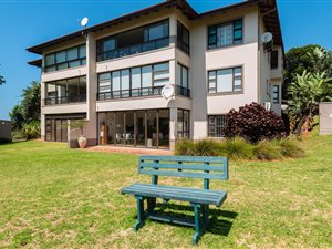 3 Bed Apartment in Willard Beach