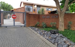 2 Bedroom Townhouse in Die Wilgers