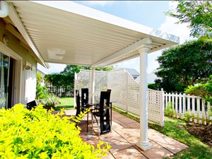 3 Bed House in Caledon Estate