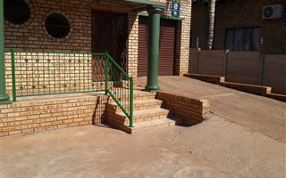 3 Bedroom Townhouse in Protea Park
