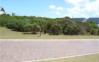 1374 m² Land available in St Francis Links