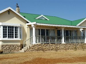 3 Bed Simplex in Underberg