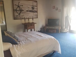 1 Bed Garden Cottage in Linbro Park AH