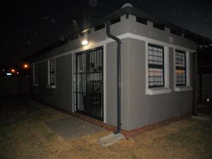 3 Bedroom House in Andeon AH