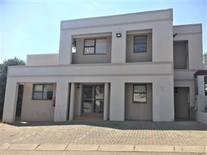 109 m² Office Space in Northcliff