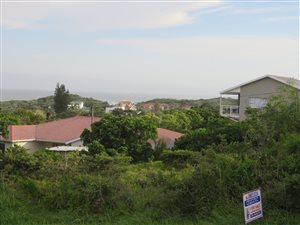 889 m² Land available in Sunrise on Sea