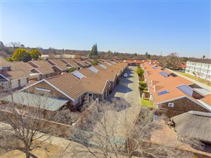 3 Bed Townhouse in Three Rivers