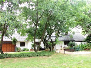 5 Bed House in Beaulieu