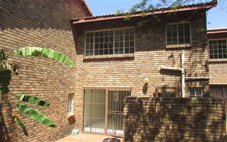 2 Bedroom Duplex in Ridgeway