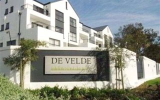 2 Bedroom Apartment in Somerset West Central