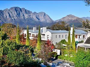2 Bed Apartment in Franschhoek