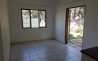 2 Bedroom Garden Cottage in Bothas Hill