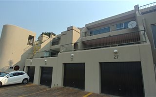 3 Bedroom Townhouse in Constantia Kloof