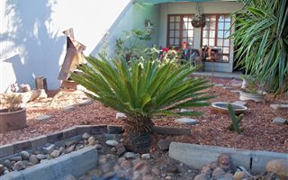 2 Bedroom House in Worcester West