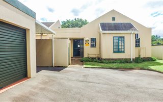 3 Bedroom Townhouse in Pinetown Central