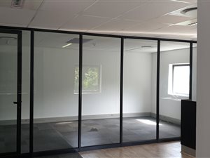 135 m² Commercial space in Westville