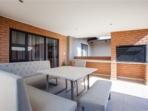 3 Bedroom House in Silver Lakes