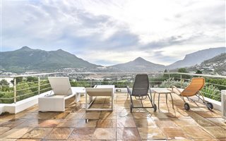 4 Bedroom House in Hout Bay and surrounds