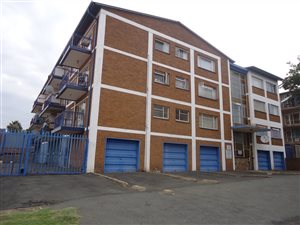 1 Bed Apartment in Robertsham